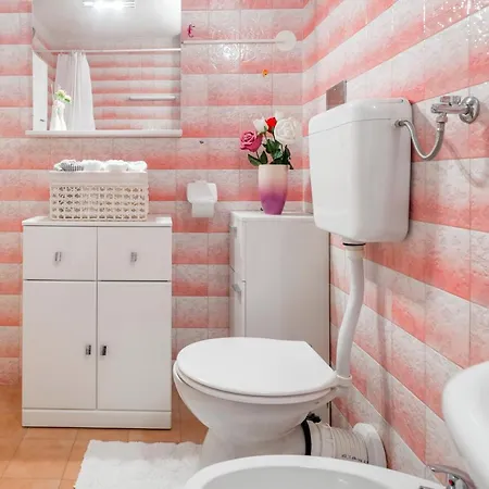 Apartment Adventure 75m2 Close To The Center *