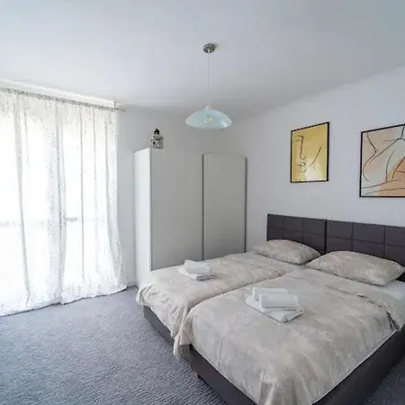 Adventure 75m2 Close To The Center *