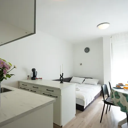 Apartment Adventure 75m2 Close To The Center *